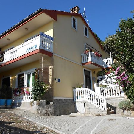 Apartment Vivoda Opatija Zewnętrze zdjęcie
