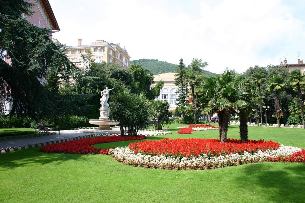 Apartment Vivoda Opatija Zewnętrze zdjęcie